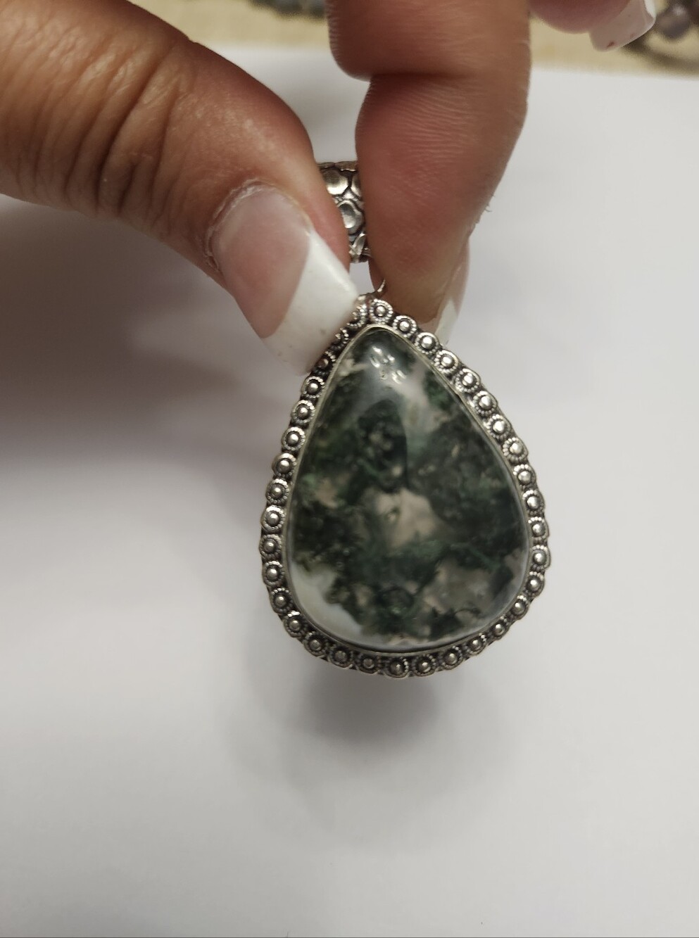 Moss Agate Teardrop Pendant Necklace in Green and White 925 Silver